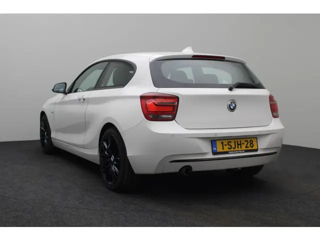 BMW 1 Serie 114i EDE Executive 2013 Benzine 9