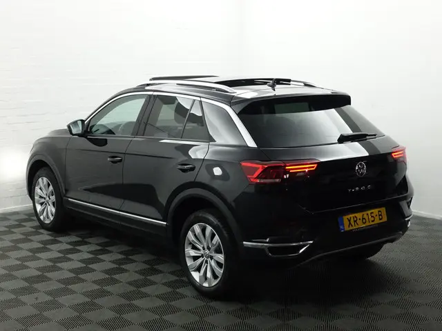 Volkswagen T-Roc 1.5 TSI R-line+ Aut- 2019 Benzine 6