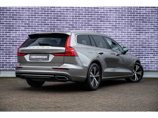 Volvo V60 2