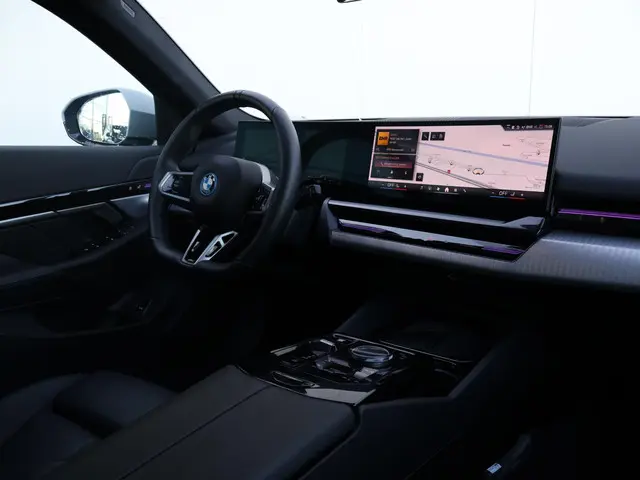 BMW 5 Serie Touring 530e 2024 Hybride Benzine 20