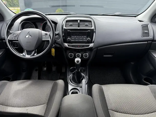 Mitsubishi ASX 1.6 Cleartec Intense 2016 Benzine 10