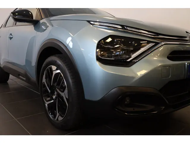 Citroën C4 PT 130 Feel Edition 2021 Benzine 3