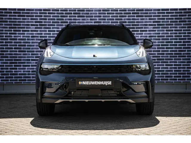 Lynk & Co 01 1.5 Plug-in Hybrid 2021 Hybride Benzine 9