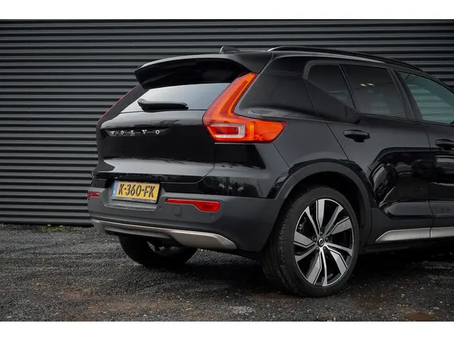 Volvo XC40 Recharge P8 AWD R-Design 2020 Elektrisch 29