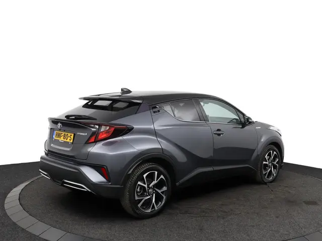 Toyota C-HR 2.0 Hybrid Dynamic 2021 Hybride Benzine 2