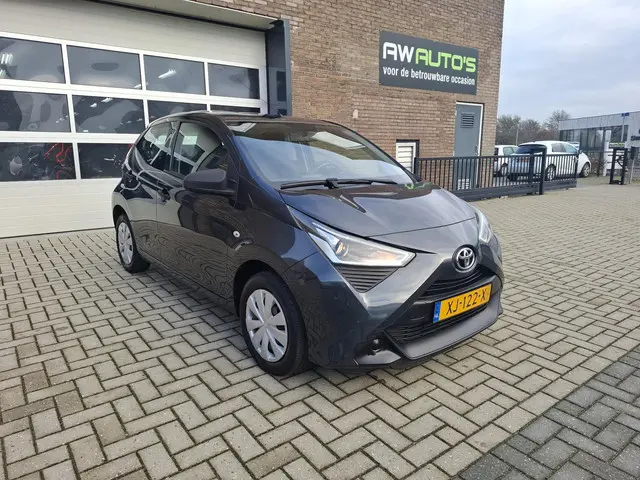 Toyota Aygo 1.0 VVT-i x-fun 2019 Benzine 30