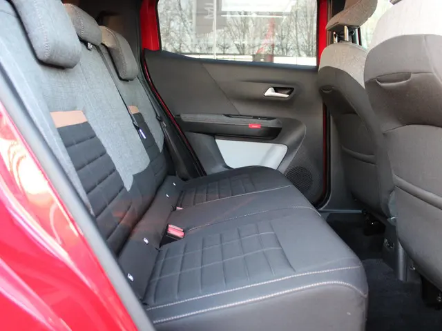 Citroën C3 Aircross 1.2 Turbo 100pk Plus 2025 Benzine 14