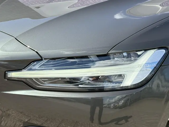 Volvo V60 2.0 T5 Inscription 2019 Benzine 7
