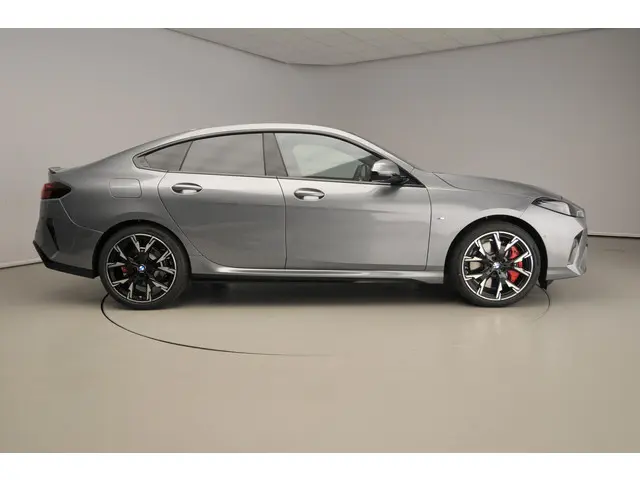 BMW 2 Serie Gran Coupé 220 2025 Benzine 4