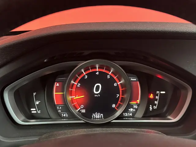 Volvo V40 Cross Country 1.5 T3 Nordic+ 2016 Benzine 13