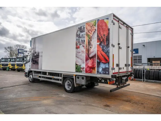 Mercedes-Benz Atego 1224 L - 112 464 KM 2013 Diesel 6