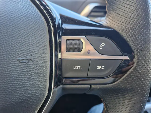 Peugeot 3008 1.2T 130pk GT 2024 Benzine 14