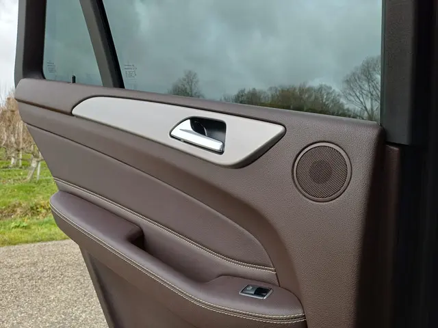 Mercedes-Benz GLE 500 e 4MATIC 2017 Hybride Benzine 39