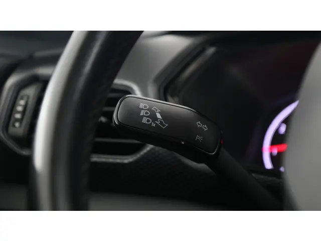 Volkswagen T-Cross 1.0 TSI 115pk Life DSG 2020 Benzine 23