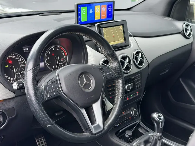 Mercedes-Benz B-Klasse 180 Prestige 2014 Benzine 3