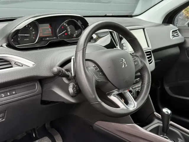 Peugeot 2008 1.2 PureTech Blue Lion 2016 Benzine 11