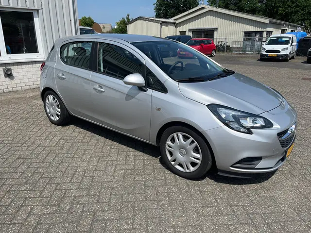 Opel Corsa 1.3 CDTI Business+ 2015 Diesel 7