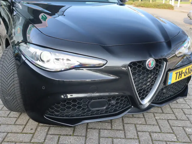 Alfa Romeo Giulia 2.0T Super 2018 Benzine 27
