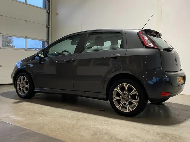 Fiat Punto Evo 0.9 TwinAir Edizione Cool 2013 Benzine 2