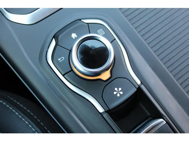 Renault Talisman Estate 1.3 TCe Limited 2019 Benzine 22