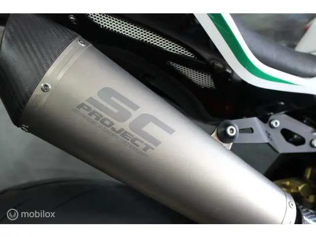 MV Agusta F3 800 EAS RC edition 2015 Benzine 8