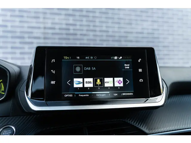 Peugeot e-208 EV Style 50 kWh 2024 Elektrisch 37