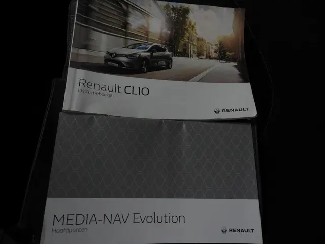 Renault Clio Estate 0.9 TCe Limited 2016 Benzine 17