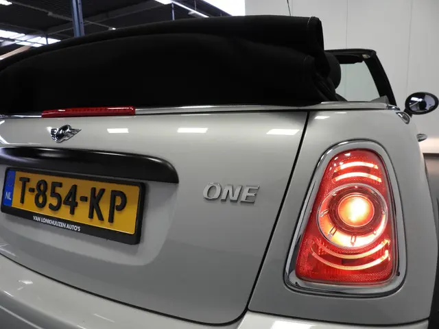 MINI One Cabrio Mini 1.6 Chili 2014 Benzine 24