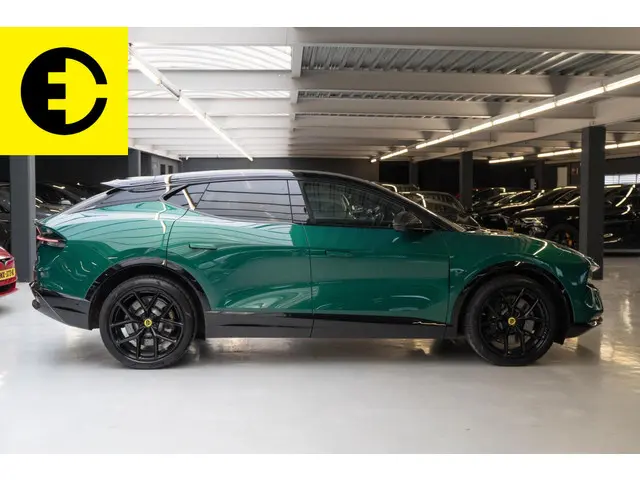 Lotus Eletre EDS 675 R 4WD 112 kWh 2024 Elektrisch 12