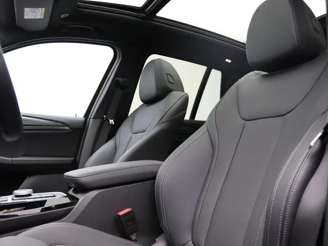 BMW iX3 Executive 80 kWh 2024 Elektrisch 11