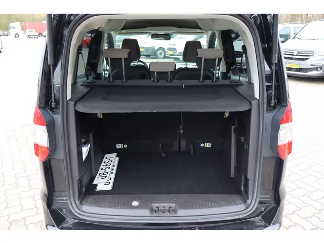 Ford Tourneo Courier 1.0 Titanium 2016 Benzine 15