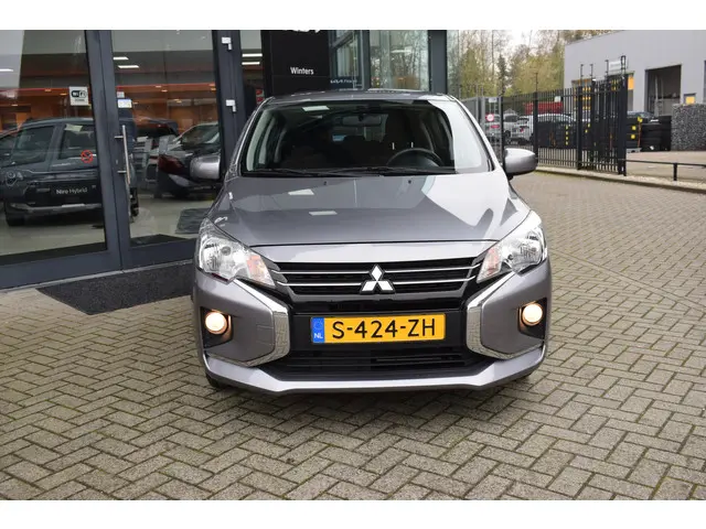Mitsubishi Space Star 1.2i-12V ISG Connect+ 2023 Benzine 20
