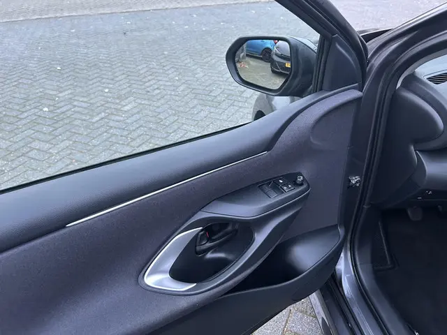 Toyota Yaris 1.5 VVT-i Active 2023 Benzine 11