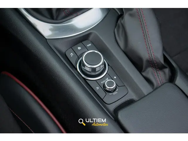 Mazda MX-5 2.0 SkyActiv-G 160 pk GT-M 2016 Benzine 16