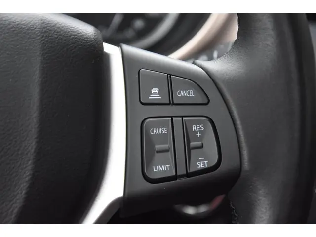 Suzuki Vitara 1.6 Experience NLse auto 2017 Benzine 17