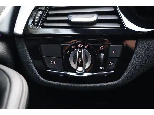 BMW 5 Serie Touring 530i High Executive 2023 Benzine 27