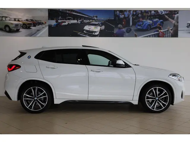 BMW X2 xDrive25e 2021 Hybride Benzine 3