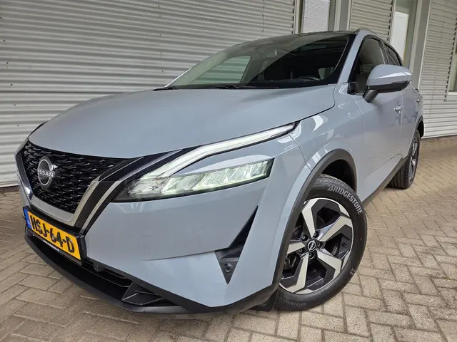 Nissan QASHQAI 1.3 MHEV N-Connecta 2023 Benzine 2