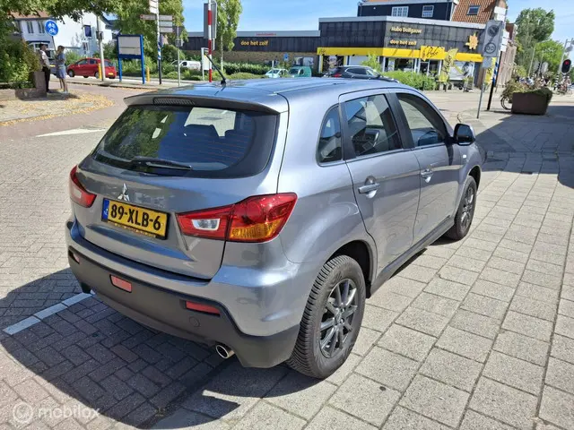 Mitsubishi ASX 1.6 Intro Edition ClearTec 2012 Benzine 5