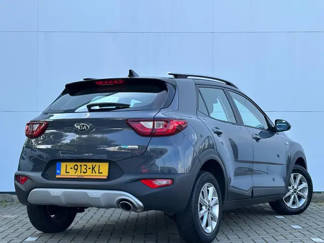 Kia Stonic 1.0 T-GDi MHEV DynamicLine 2021 Benzine 2