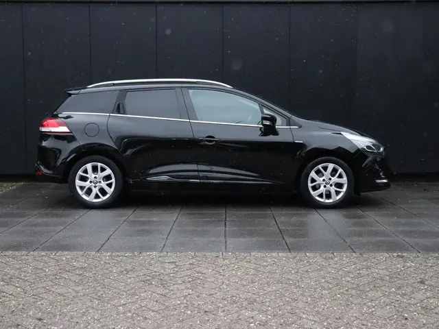 Renault Clio Estate 0.9 TCe Limited 2018 Benzine 4