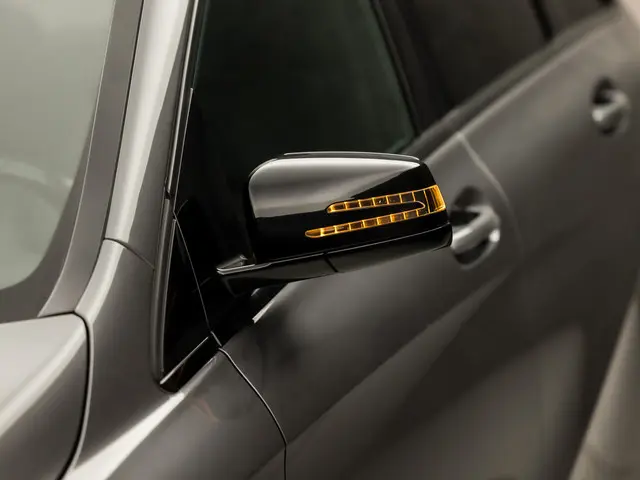 Mercedes-Benz B-Klasse 200 AMG Sport 2013 Benzine 35