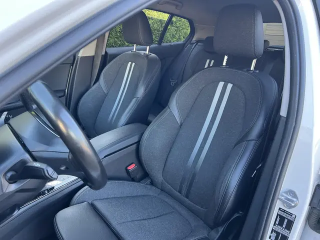 BMW 1 Serie 118i Sport Line 2020 Benzine 7