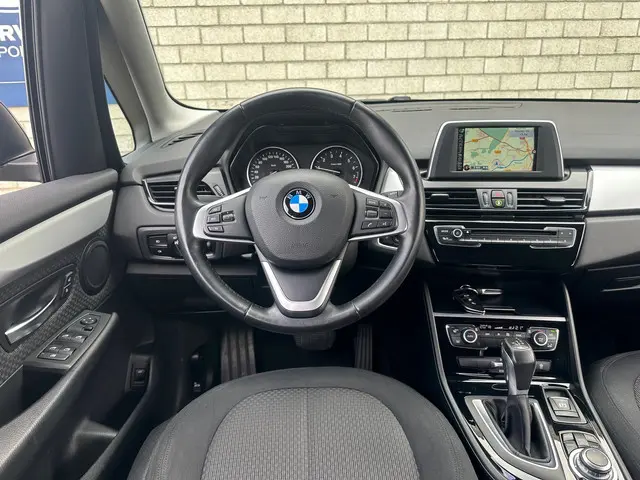BMW 2 Serie Active Tourer 218i Executive 2014 Benzine 17