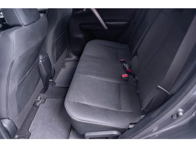Toyota RAV4 2.2 D 150PK Edition 2015 Diesel 36