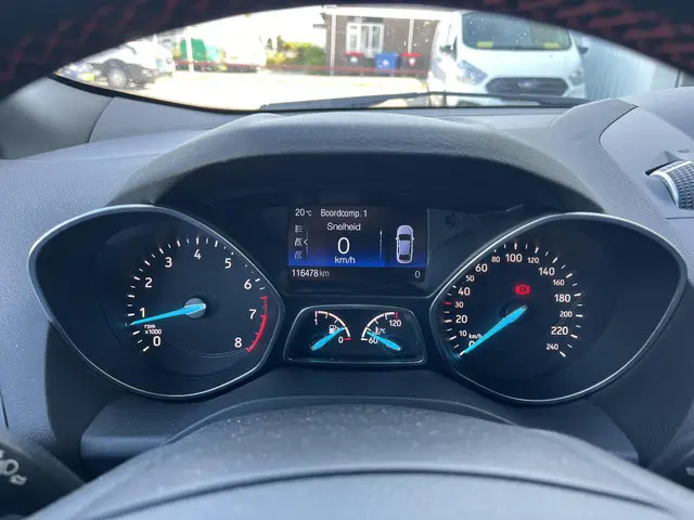 Ford Kuga 1.5 EcoBoost ST-line 2019 Benzine 19