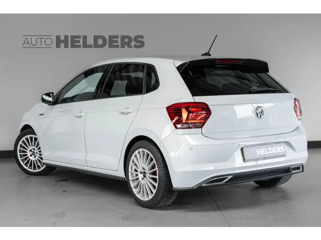 Volkswagen Polo 1.0 TSI Highline 2x R-line 2018 Benzine 2