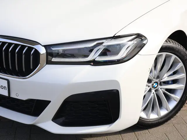 BMW 5 Serie 530e High Executive 2021 Hybride Benzine 49