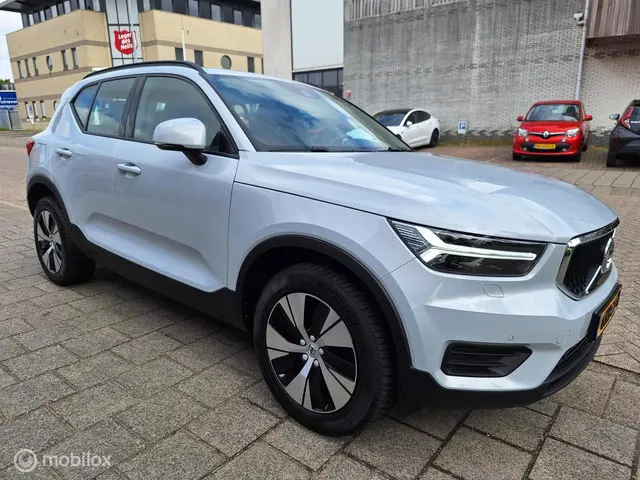 Volvo XC40 1.5 T2 MOMENTUM 2021 Benzine 5