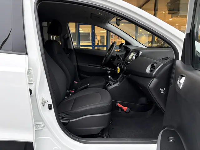 Hyundai i10 1.0i Premium 2019 Benzine 5